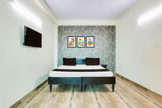 Hotel O New Hotel River Park - Faridabad - 8