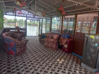 Golden lake - Srinagar - 3