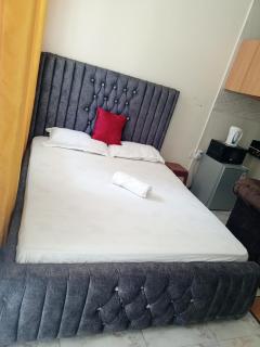 Cozy Studio Airbnb Apartment - Mombasa - 4