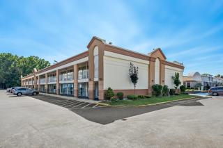 Howard Johnson by Wyndham Albany - 4