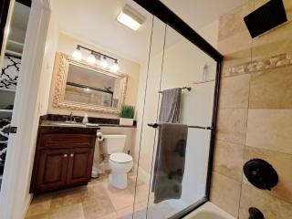 --Luxury central, spa and pool LJ condo - 1