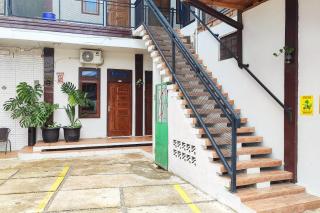 Urbanview Hotel Syariah at Waskita Residence Telanaipura - 1