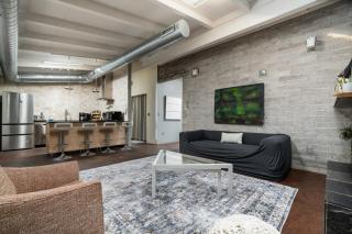 Stylish Oasis in Arcadia: Private Pool Prime Location - 2