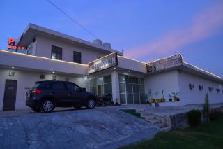 Hotel Moon -Near Bus Stand Panipat - Pānīpat - 0