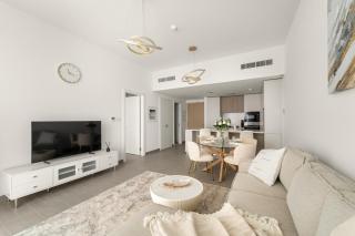 1BR Luxury Stay in Sobha Hartland - 7