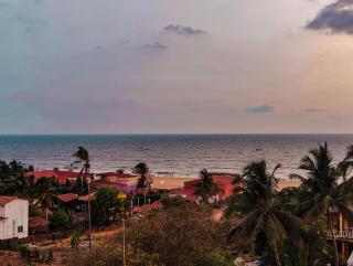 Bay By the Beach - Baga - 3