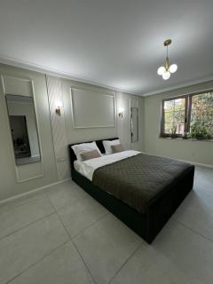 Gruia Garden Apartments - 6