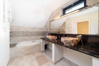Villa Felicità Pool House - Švábovce - 6