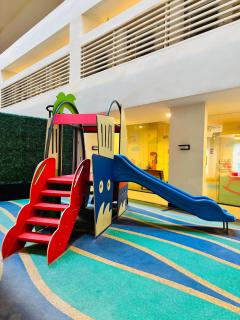 Modern-esque Room at Megaworld - Città di Iloilo - 3