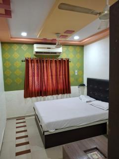 Hotel runway rest - Ahmedabad - 8