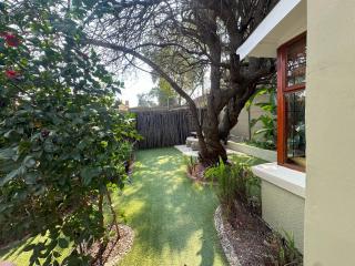 Cottage At Five On Fifth - Johannesburg - 9