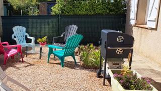 appartement bien équipé 2 chambres lit 2 place, plus canapé lit, 5 personnes, terrasse bien équipé, planchas, parking gratuit sur place, a proximité de tout commerce et de cure thermal, Cadarache ,Forcalquier, gorge du verdon , Moustier, montagne de Lure - 2