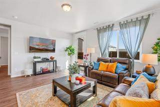 Beautiful Newly Built Home with Central AC - Bellemont - 9