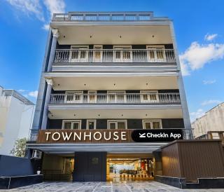 Super Townhouse Oak Udyog Vihar - Gurgaon - 9