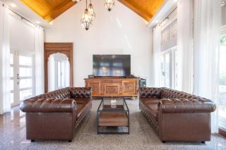 Naka Villa at Pratumnak - 8