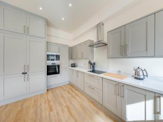 No 10 - Aintree - Uk47940 - 7