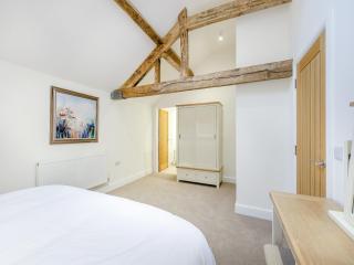 Stirrup - Uk47946 - Oswestry - 2