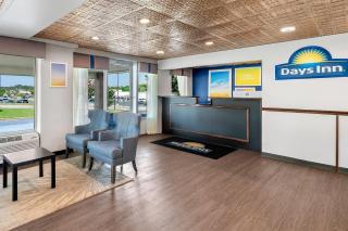 Days Inn by Wyndham Seneca-Clemson - Seneca - 1