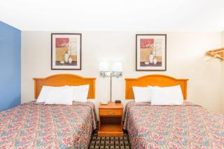 Days Inn by Wyndham Effingham - Effingham - 7