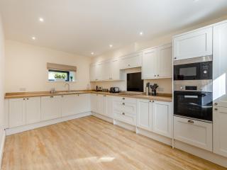 Martingale - Uk47945 - Oswestry - 1