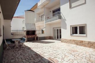 Mare Cheia (High Tide) Beach and Surf Apartments - Peniche - 4