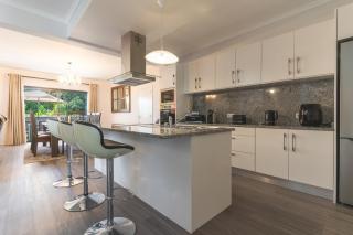 Blue Outlook Garden by Atlantic Holiday - 3