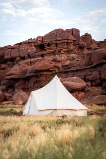 Gorgeous Off-Grid Glamping Tent for an Unforgettable Vacation by the Colorado River in Moab, Utah - Moab - 5