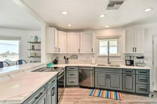 Unique Round Cabin Ideal for Groups Getaways in California - Parker - 7