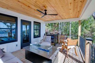 Gorgeous Cabin Great for Groups or Families with Jacuzzi, Fire Pit and Views in Alabama - 4