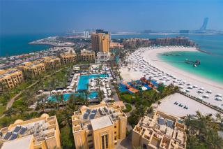 DoubleTree by Hilton Resort & Spa Marjan Island - 3