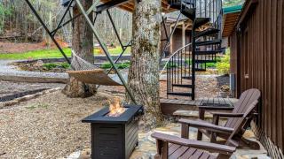 Beautiful Cabin with Fire Pit in Hayesville, North Carolina - Elf - 4