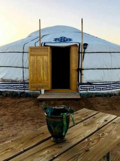 Picturesque Yurt Fantastic for Stargazing near Joshua Tree National Park, California - 9