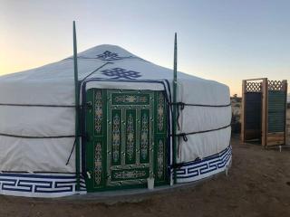 Cozy Yurt Ideal for Stargazing near Joshua Tree National Park, California - Twentynine Palms - 9
