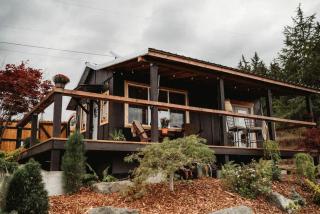 Cozy Wooden Tiny House with Barbecue in Sequim, Washington - Sequim - 8