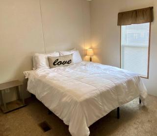 Amazing Cottage Surrounded by Trees in Dunnellon, Florida - 7