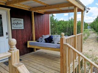 Romantic Granbury Cabin Ideal for a Texas Getaway - Tolar - 8