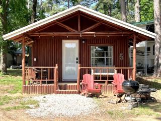 Incredible Lakefront Cabin for a Wonderful Family Adventure in Nature in Hemphill, Texas - Hemphill - 0