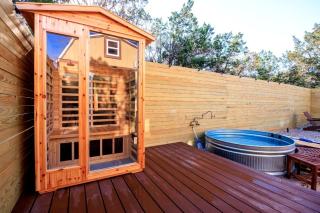 Impressive Intimate Tiny Cabin with Lofted Interior and Outdoor Shower in Texas - 4