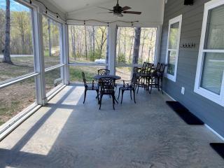 Incredible Spacious Vacation Rental with Amazing Games, Surrounded by ATV Trails for an Unforgettable Outdoor Adventure near Huntsville, Tennessee - Huntsville - 1