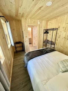 Relaxing Lake Cabin with Kayaks, Grill & Sandy Beach Access in Burnham, Maine - 8