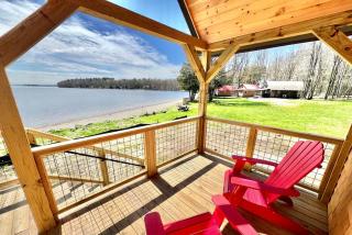 Pet-Friendly Waterfront Cabin with Beach Access, Firepit, and Kayaks in Burnham, Maine - Unity - 0