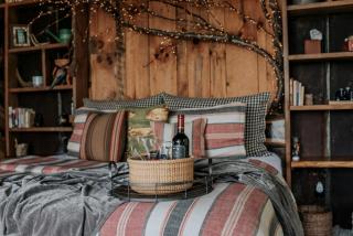 Mountaintop Tree House Retreat With Scenic Views Close to Chattanooga and Tennessee Valley, Georgia - 9