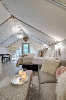 Gorgeous Tented Cabin and Sauna and Hot-tub in Scottsboro, Alabama - 8