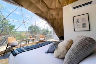Gorgeous Glamping Dome near Marble Falls for Couples Getaways, Texas - 4