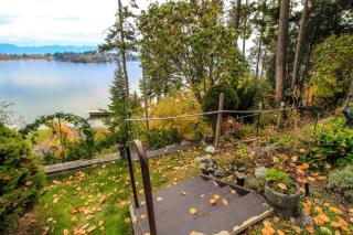 Lakefront Cabin with Picnic Space and Views for in Montana - Somers - 2