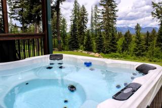 Amazing Cabin Perfect for Family Getaways in Coram, Montana - Coram - 9