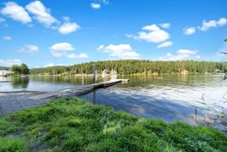 Secluded, Rustic Lakefront Home, Nestled on the Peaceful Shores of Lake Coeur d’Alene, Idaho - Coeur d'Alene - 9