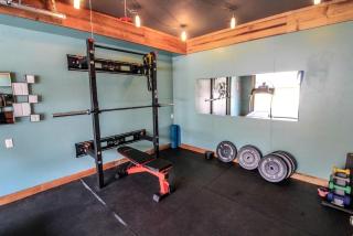 Colorful Cabin with Hot-Tub, Game Room and Gym in Montana - Columbia Falls - 3