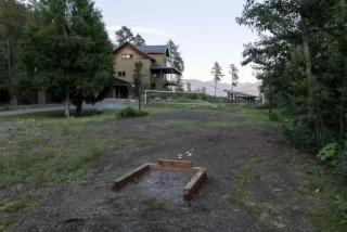Colorful Cabin with Hot-Tub, Game Room and Gym in Montana - Columbia Falls - 1