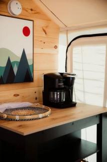 Fully Furnished Safari Tent with Sauna and Hiking Trails in Kentucky - 9